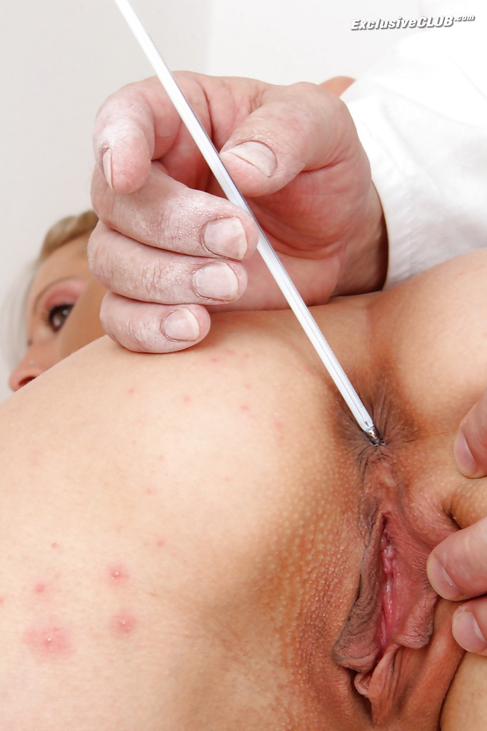 Czech uniform slim blonde milf - XXX Dessert - Picture 7