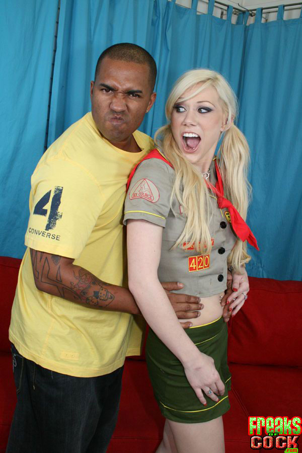 Thick uniform ass - XXXonXXX - Pic 2