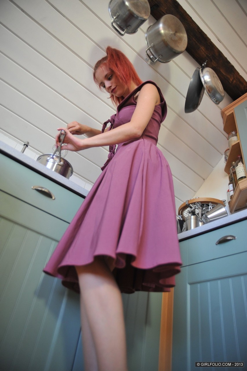 Hot ass tight skirt - XXXonXXX - Pic 3