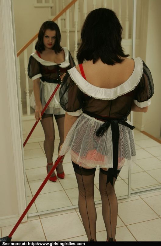 Hot tight maid - XXX Dessert - Picture 4