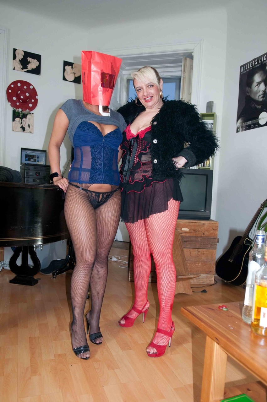 Blonde european amateur couple - XXX Dessert - Picture 16