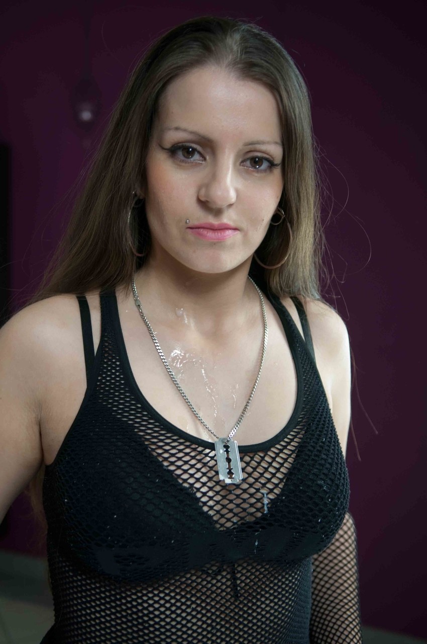 Fishnet horny amateur - XXX Dessert - Picture 2