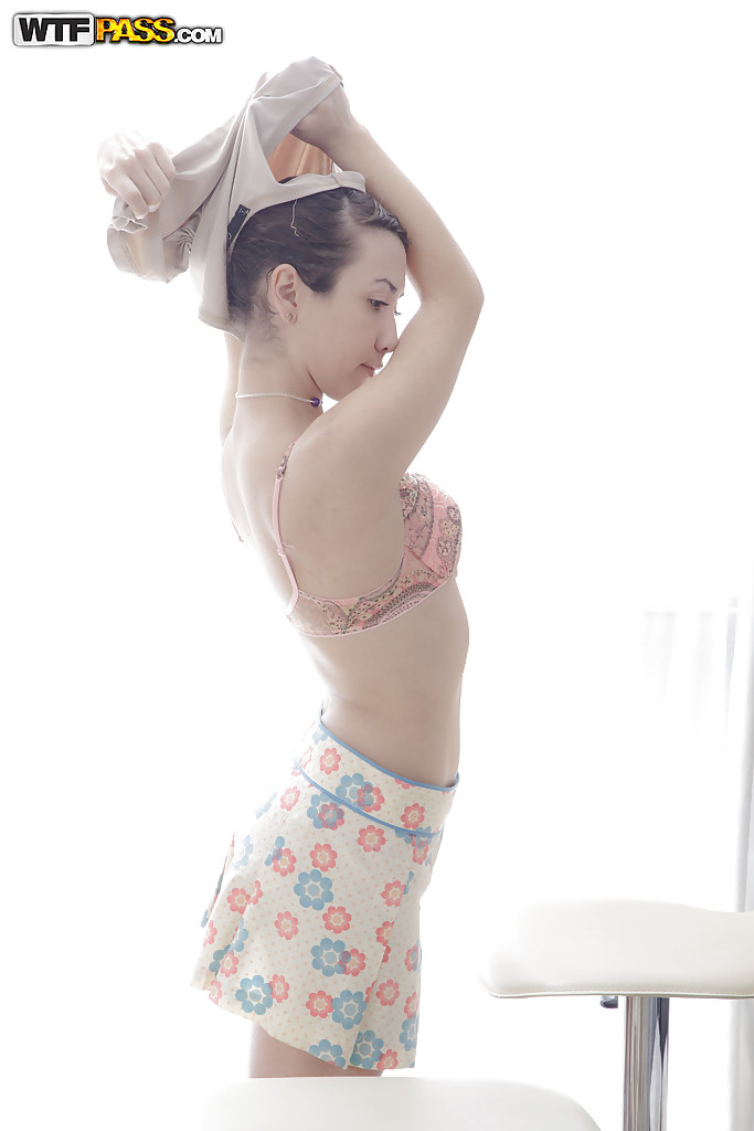 Short hair asian oil massage - XXX Dessert - Picture 10