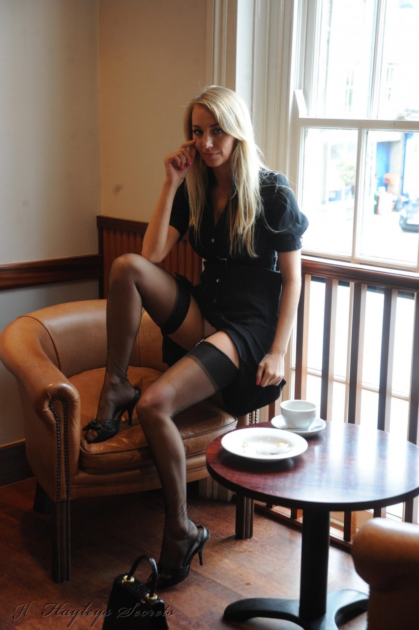 Sexy pretty dress - XXXonXXX - Pic 8