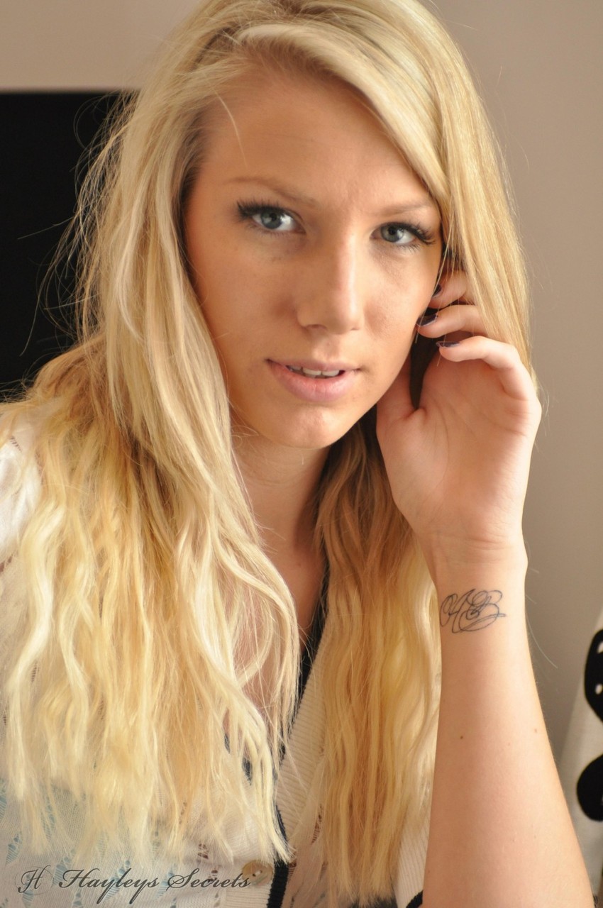 British beautiful face - XXXonXXX - Pic 2