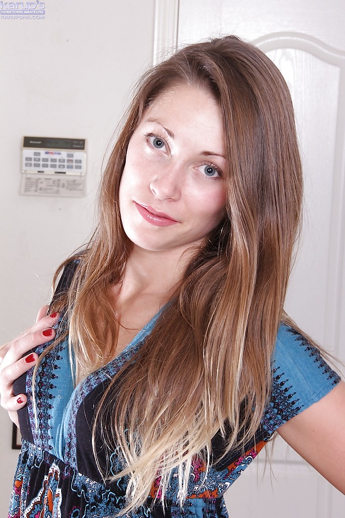 Naked teen ass - XXX Dessert - Picture 1