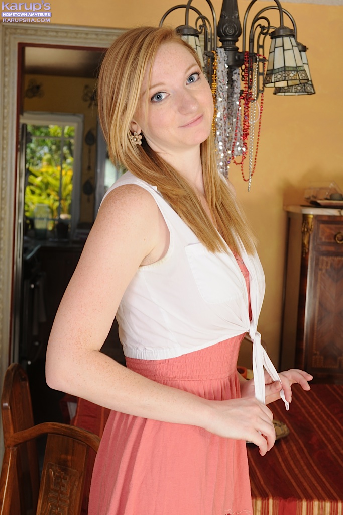 Cute big tits hairy pussy - XXX Dessert - Picture 1