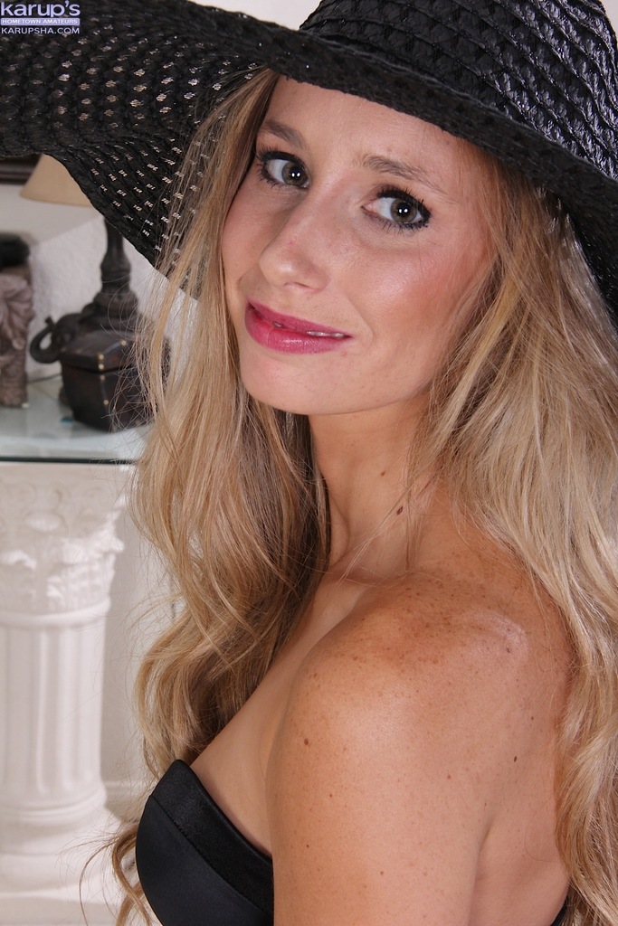First nude amateur - XXXonXXX - Pic 2
