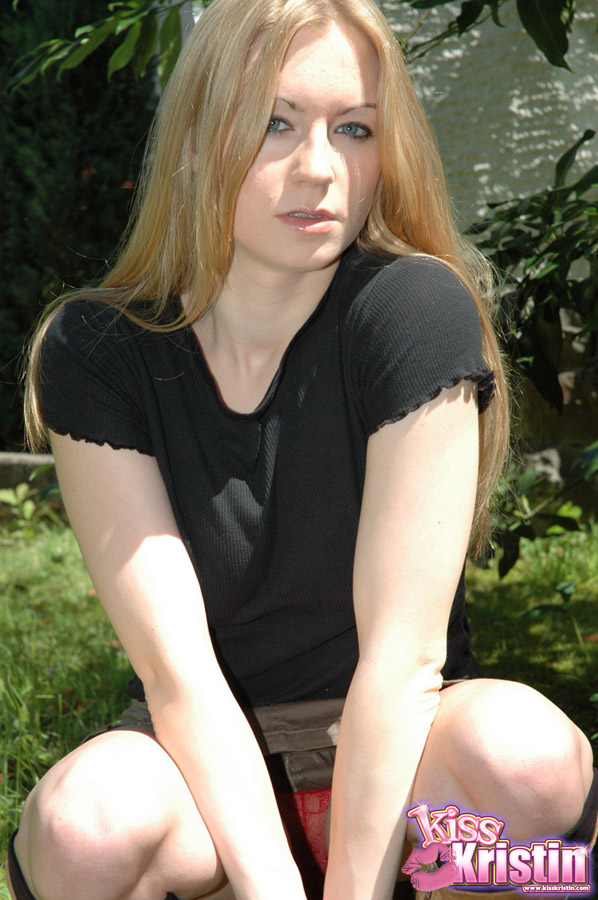 Long hair young babe - XXX Dessert - Picture 4