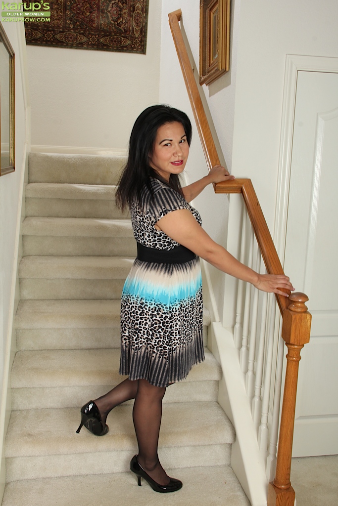 Cute hot asian babe - XXX Dessert - Picture 1