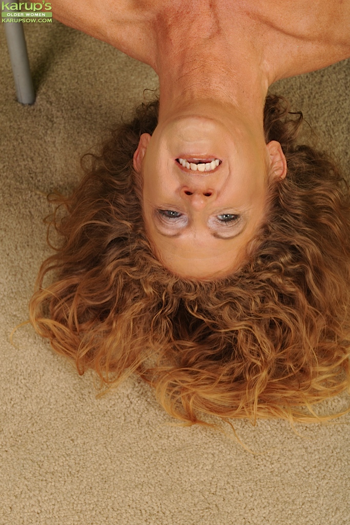 Long legs mom young - XXXonXXX - Pic 15