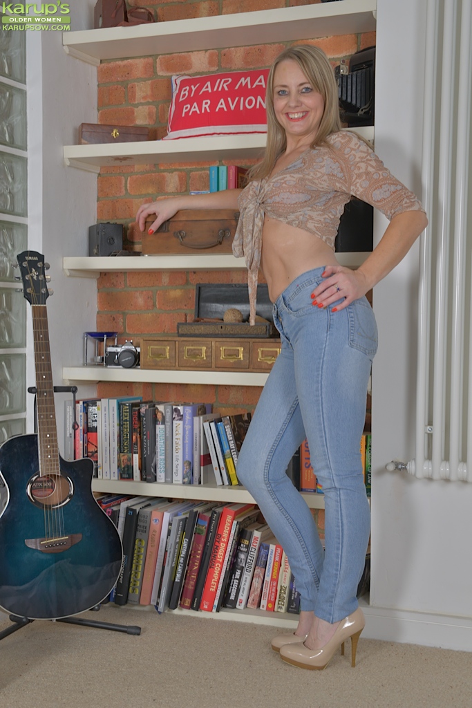 British european beautiful blonde - XXXonXXX - Pic 1