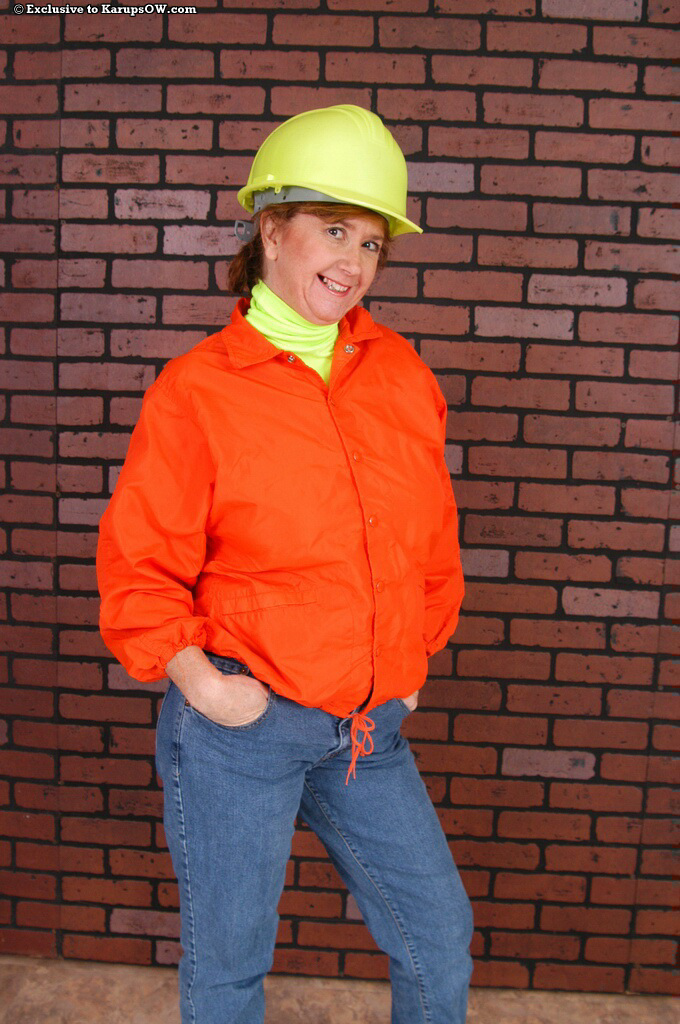 Uniform hot chubby milf - XXXonXXX - Pic 1