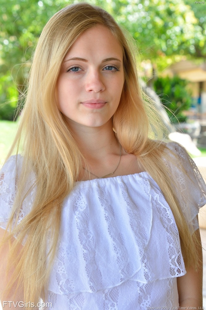 Horny pussy teen - XXXonXXX - Pic 4