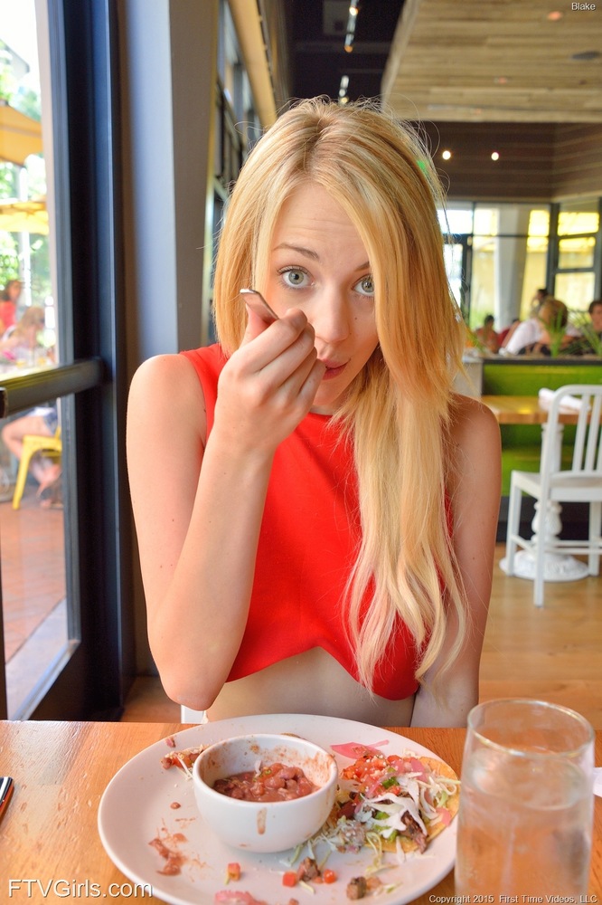 Hot big tit blonde teen - XXXonXXX - Pic 10