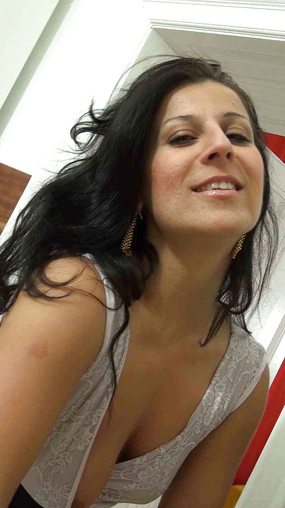 Amateur german housewife - XXX Dessert - Picture 2