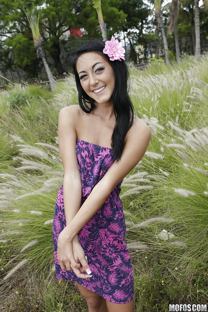 American brunette teen girlfriend - XXX Dessert - Picture 5