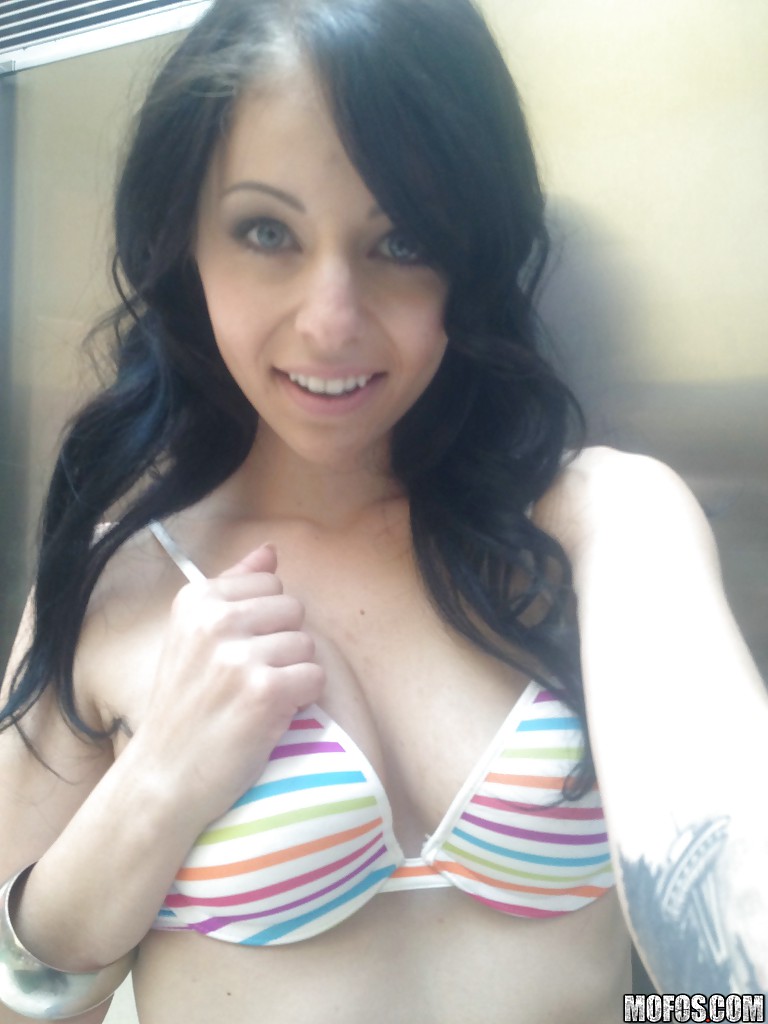 Blonde amateur teen girlfriend - XXX Dessert - Picture 1