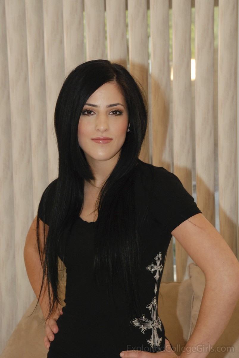 Girlfriends 19yo pussy - XXXonXXX - Pic 2