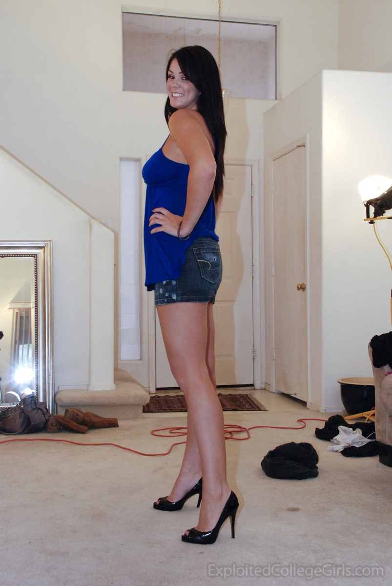 Innocent 18yo girlfriend - XXXonXXX - Pic 2