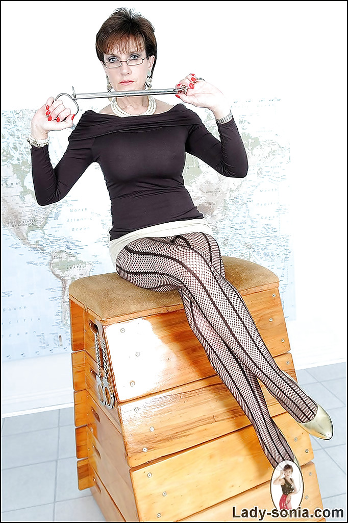 Hot ass miniskirt - XXX Dessert - Picture 11