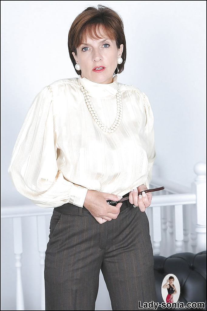 Fetish Lady Sonia - XXXonXXX - Pic 3