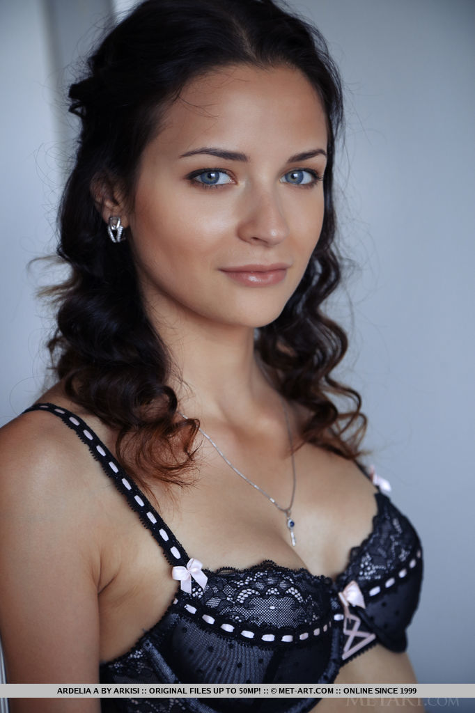 Ukrainian sexy brunette babe - XXXonXXX - Pic 1