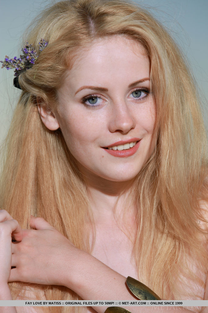 Ukrainian european sexy blonde - XXX Dessert - Picture 18