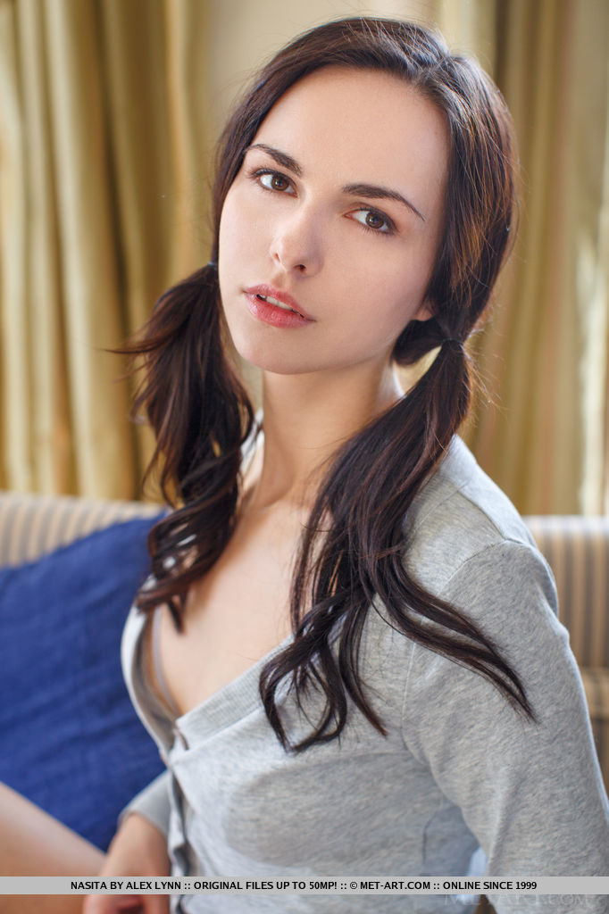 Skinny big natural babe - XXX Dessert - Picture 1