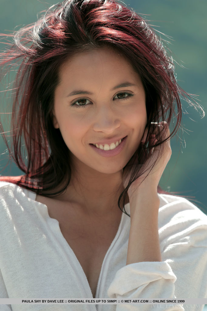 Czech shy babe - XXX Dessert - Picture 1