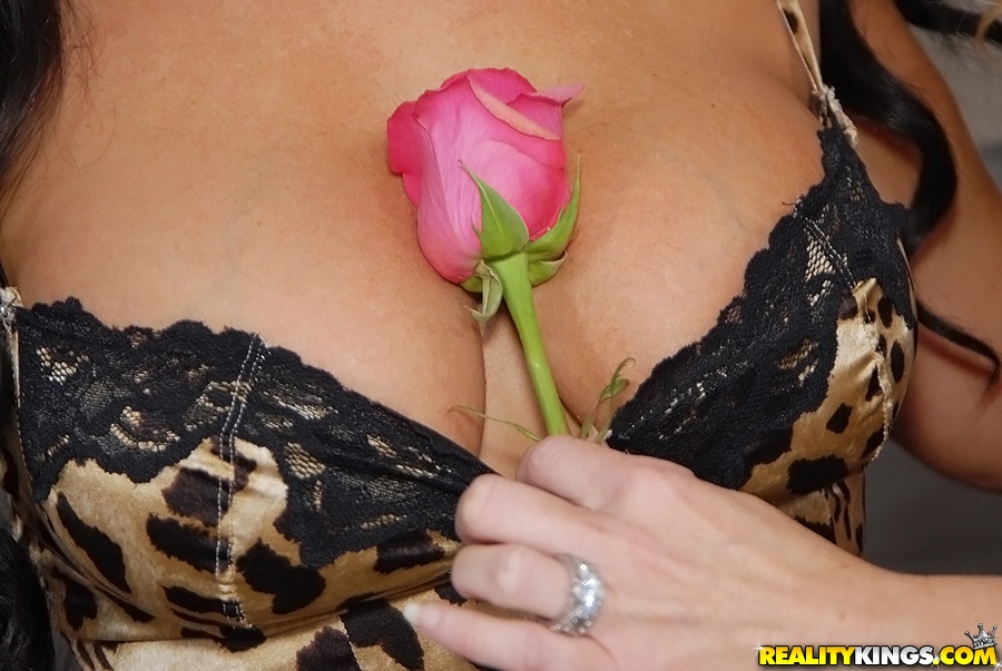 American hot milf next door - XXX Dessert - Picture 3