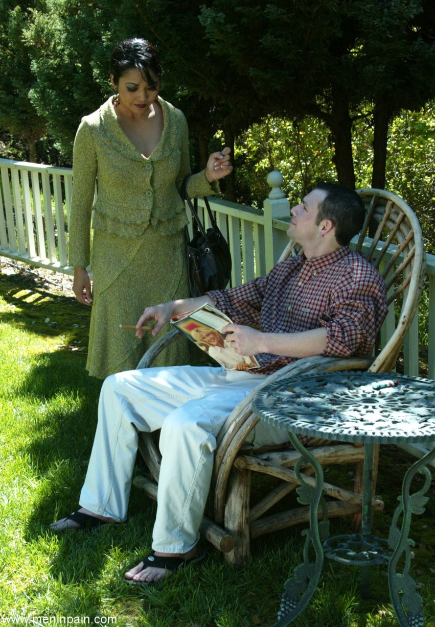 Smoking asian blonde - XXXonXXX - Pic 3