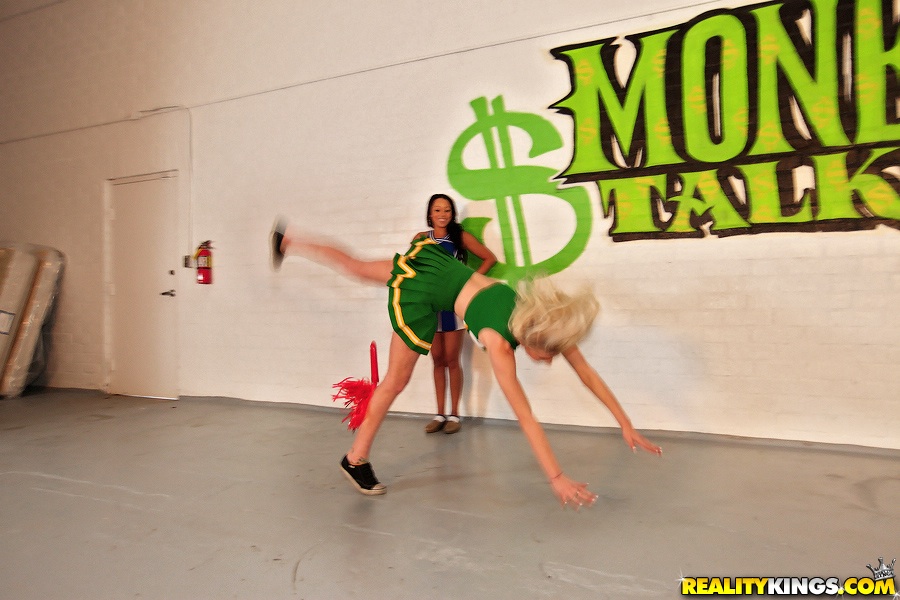 Sexy brunette cheerleader - XXX Dessert - Picture 8