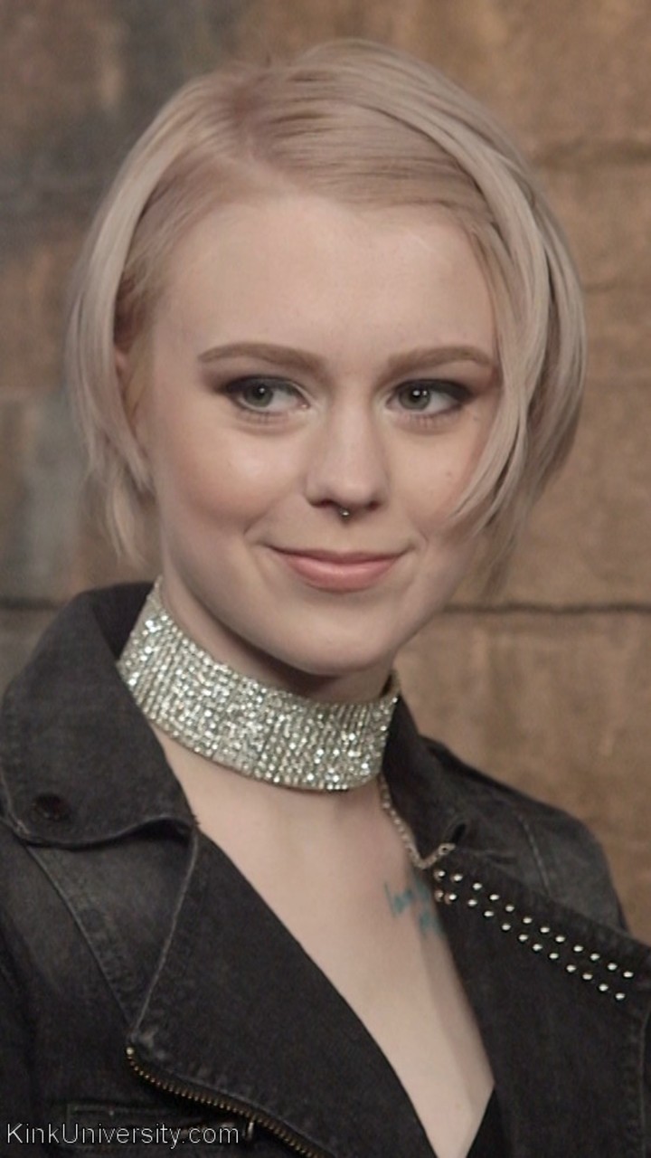 Kinky petite bondage - XXX Dessert - Picture 15