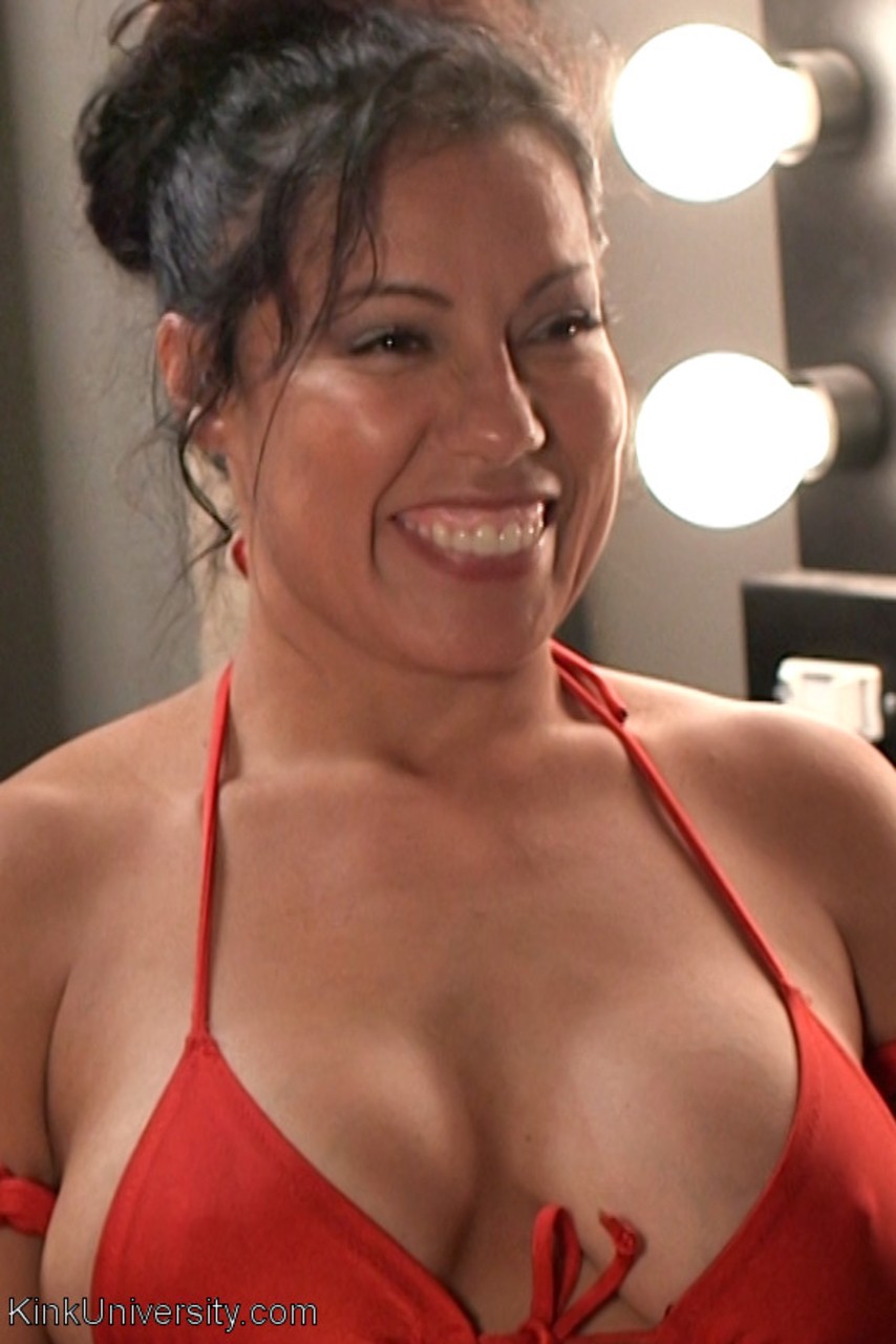 Sexy bodybuilder - XXX Dessert - Picture 2