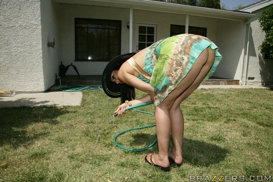 Granny handjob - XXXonXXX - Pic 5