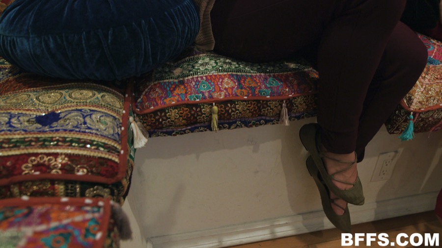 Tight ass shy teen - XXX Dessert - Picture 5