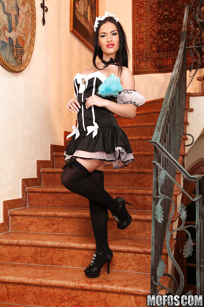 Hot romanian maid - XXX Dessert - Picture 3