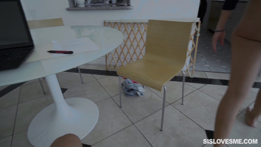 Big-assed schoolgirl goes hard with hung st - XXX Dessert - Picture 8
