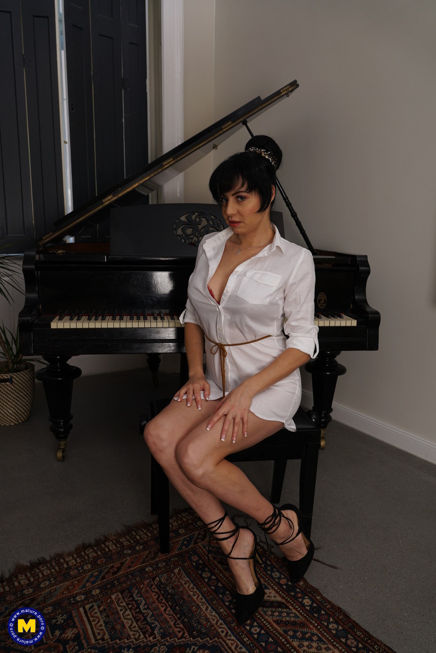 Piano student - XXX Dessert - Picture 2