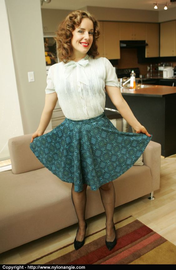 Tiny tits mature - XXX Dessert - Picture 1