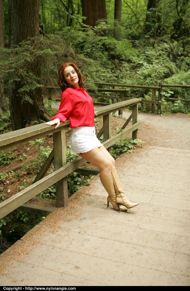 Gorgeous babe - XXX Dessert - Picture 2