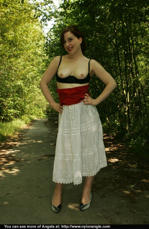 Busty tiny mom - XXX Dessert - Picture 5