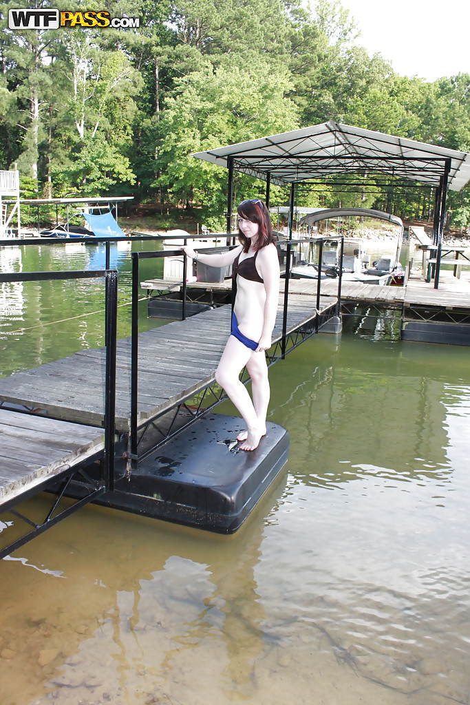 Naughty sexy brunette - XXXonXXX - Pic 6