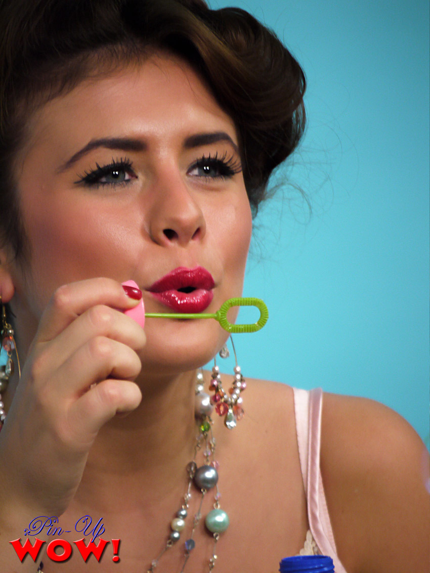 British retro perky - XXX Dessert - Picture 4