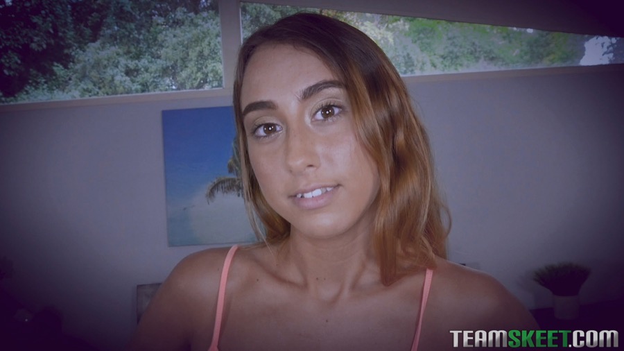 Dude checks a dame’s tonsils with his dipst - XXX Dessert - Picture 1