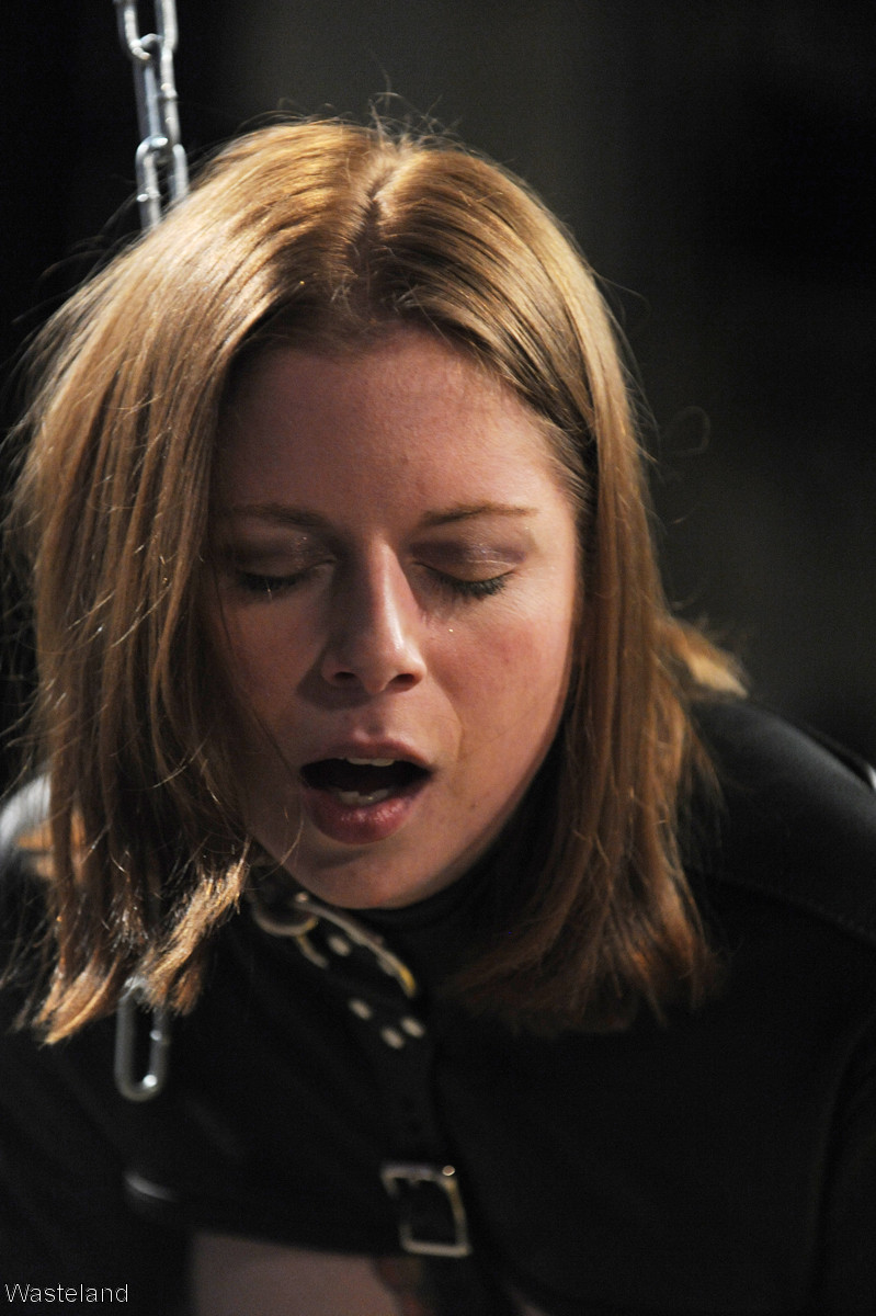 Submissive shiny slut bondage - XXX Dessert - Picture 14