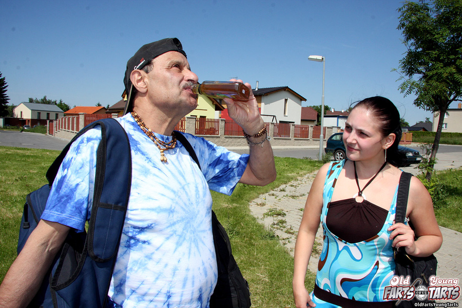 Young 18 teen girl. Very hot innocent cutie - XXX Dessert - Picture 2