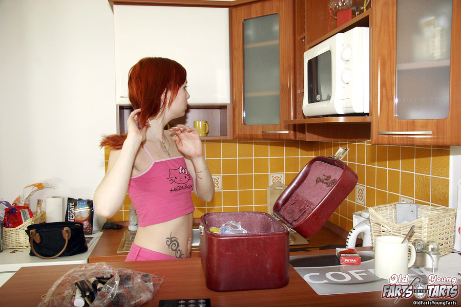 18 teen sex porn. Senior banging a naughty  - XXX Dessert - Picture 2