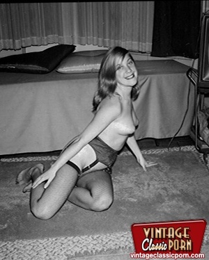 Porno hairy. Sixties teenager showing he - Picture 1